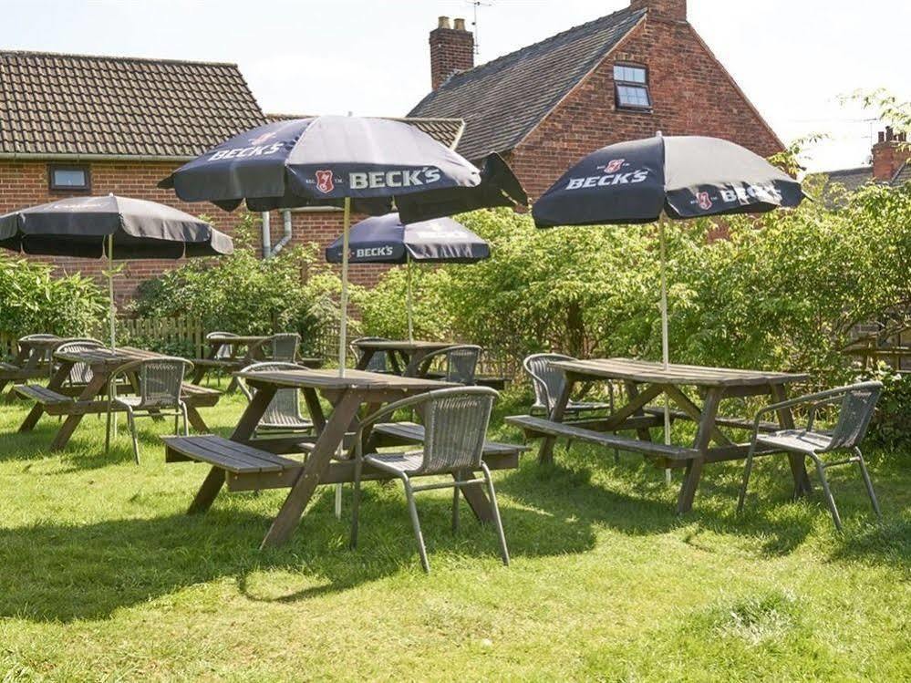 The Old Ship Inn Lowdham Екстериор снимка