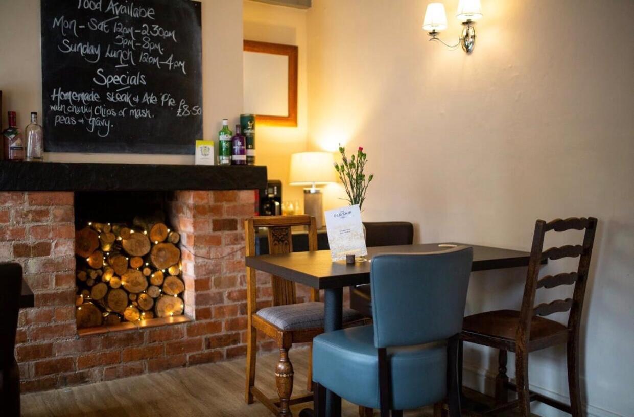 The Old Ship Inn Lowdham Екстериор снимка